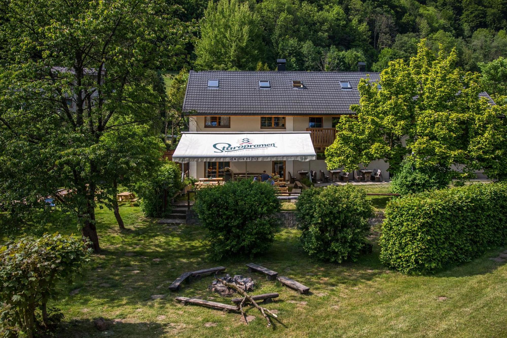 Penzion Krizky Malá Skála Exterior foto